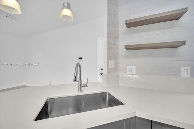 Building Photo - 11247 NW 58th Terrace