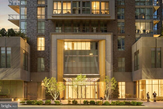 Building Photo - 7887 Jones Branch Dr