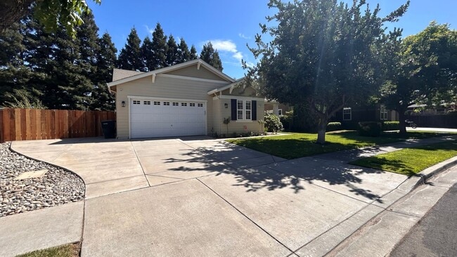 Primary Photo - 1323 Cindy Dr
