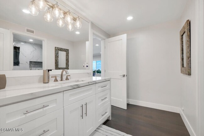 Building Photo - 4066 Calle Del Sol