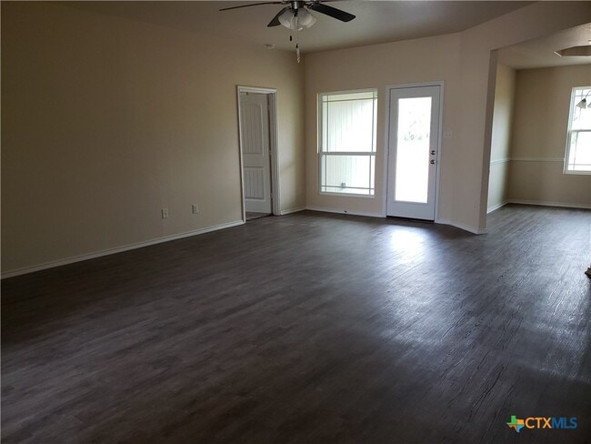 Building Photo - 704 Liberty Valley Dr