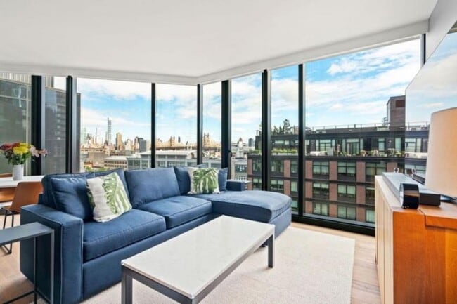 Primary Photo - 2 bedroom in Long Island City NY 11101