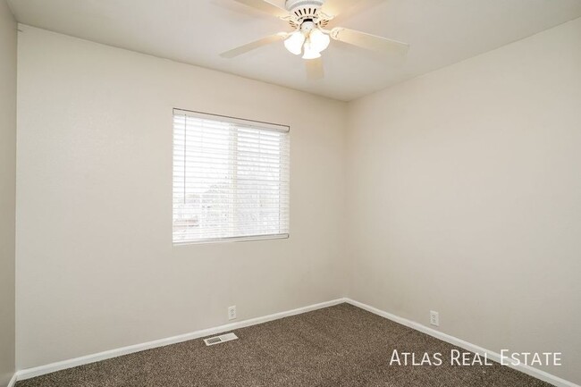 Building Photo - 6472 Sonny Blue Dr