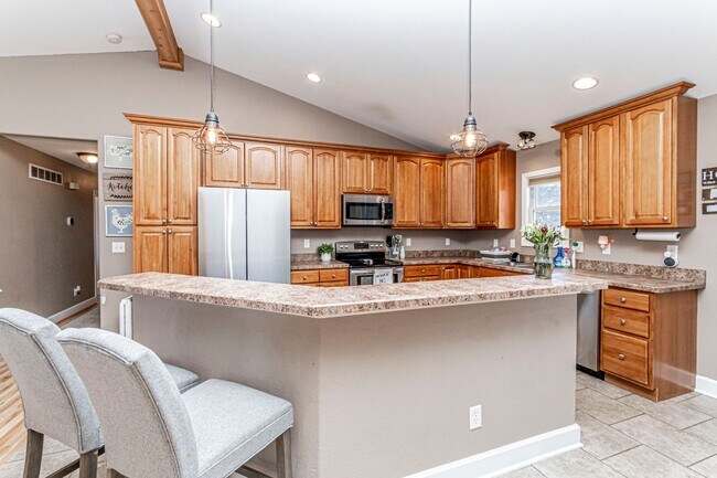 Building Photo - Please View 3D Virtual Walk-Through Before Scheduling a Showing