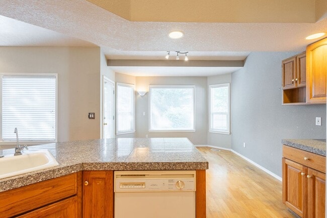 Building Photo - Beautiful home in the heart of Eagle