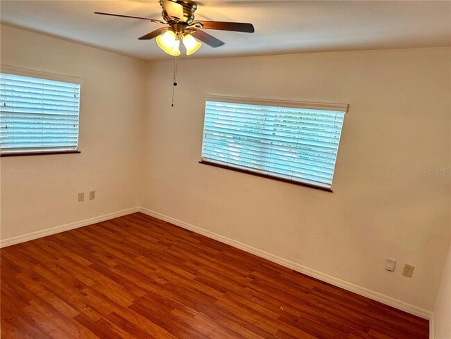 Building Photo - 1104 Hardy Ave