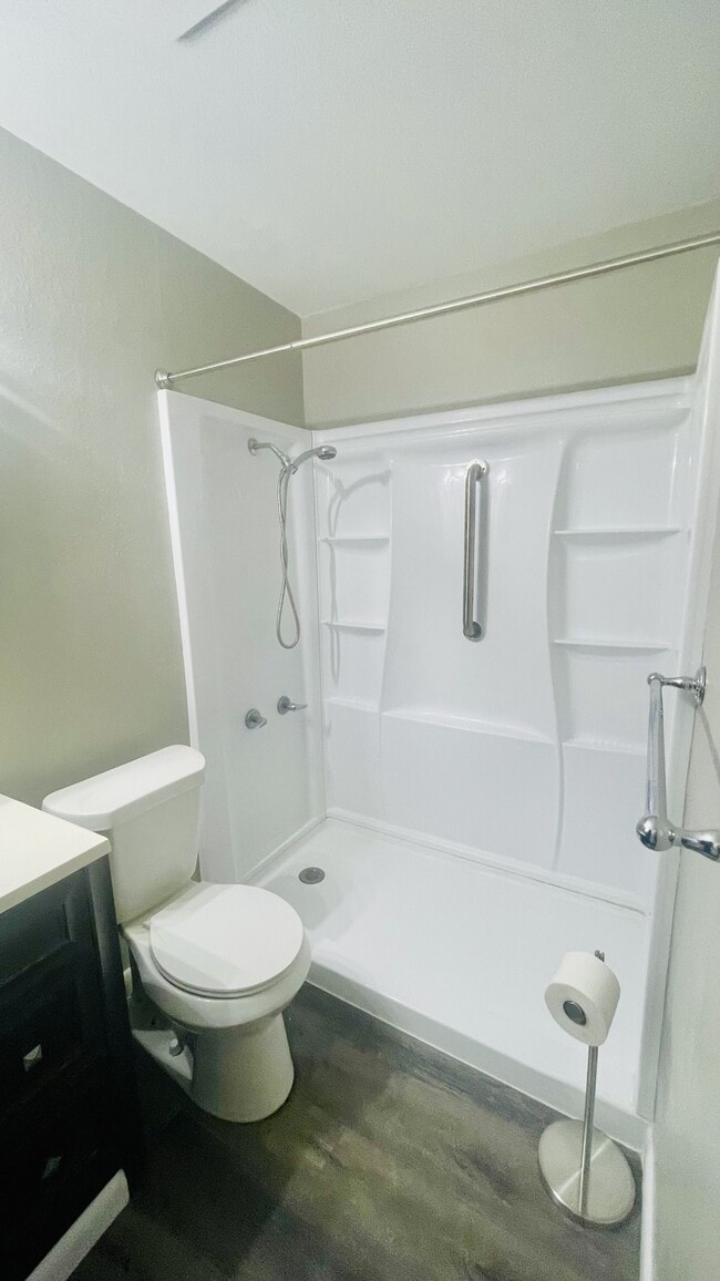 Building Photo - 3001 Jefferson Ave