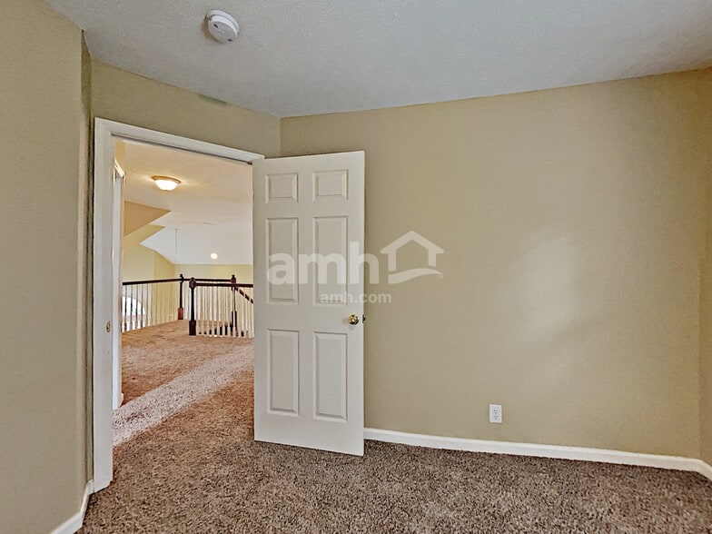 Building Photo - 661 Sugar Mill Dr