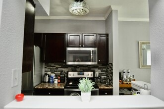 Building Photo - 3231 Allen Pkwy