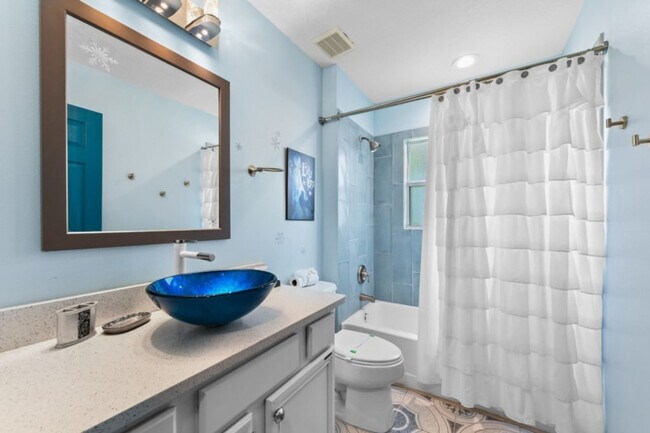 Building Photo - 8401 Secret Key Cove