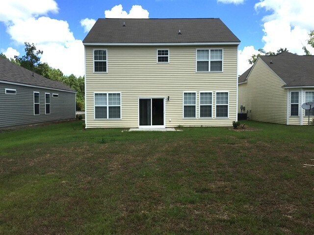 Building Photo - 201 Heritage Pky
