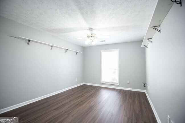 Building Photo - 907 Ashley Crossing Ln NW