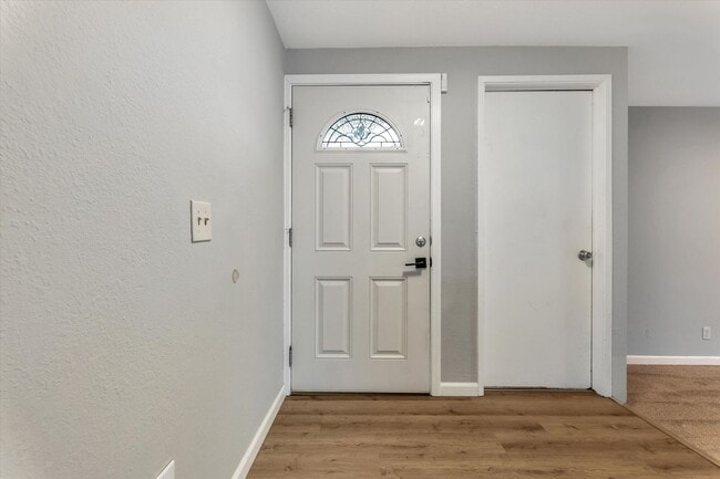 Building Photo - San Jose 4 Bedroom with Solar Power & Central A/C