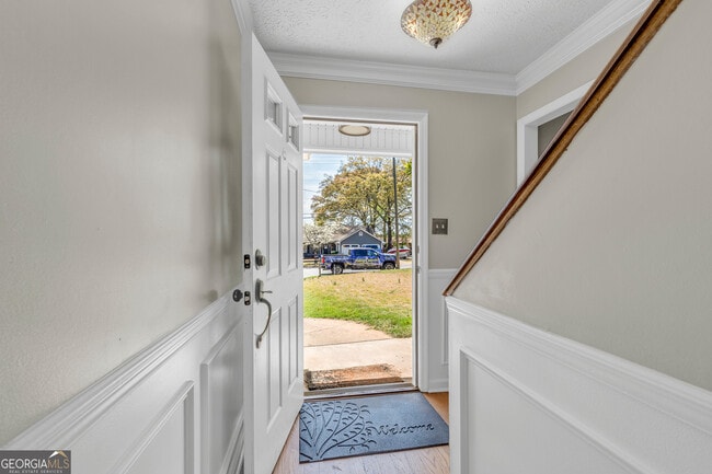 Building Photo - 1555 Hardin Ave