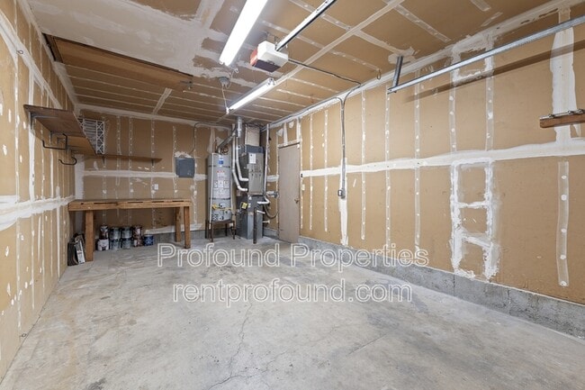 Building Photo - 21560 SW Augusta St