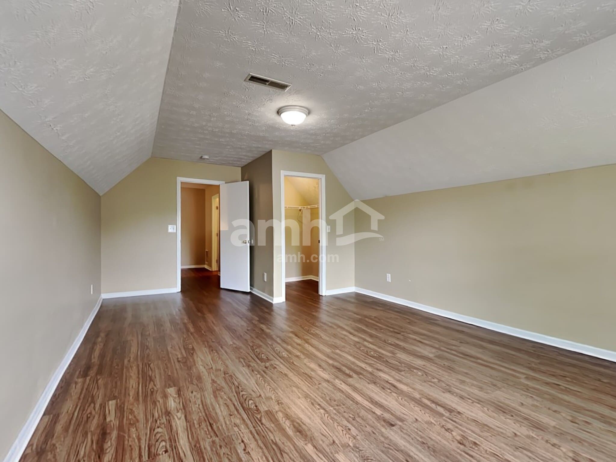 Building Photo - 505 Antietam Blvd