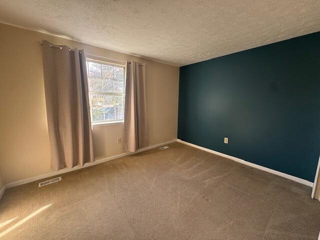 Building Photo - Spacious 4-Bedroom with 3 Full Baths & Fully Finished Basement. Available Now!