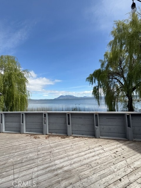 Building Photo - 3230 Lakeshore Blvd