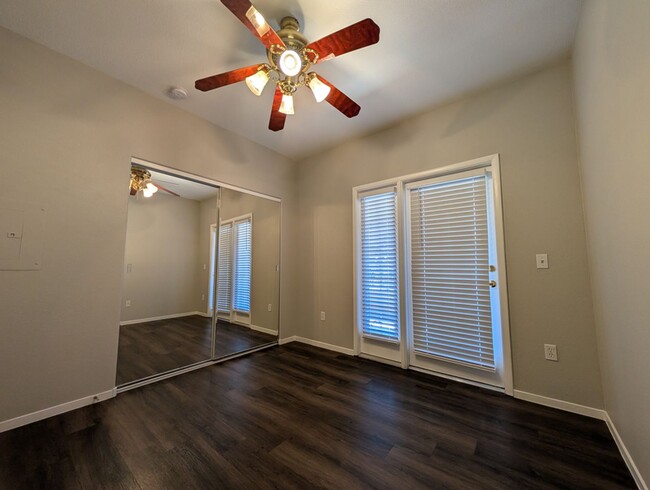 Building Photo - 2-BEDROOM CONDO IN SUMMERLIN LAS VEGAS