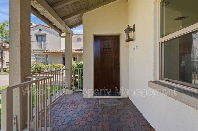 Building Photo - 1087 Waterfall Way