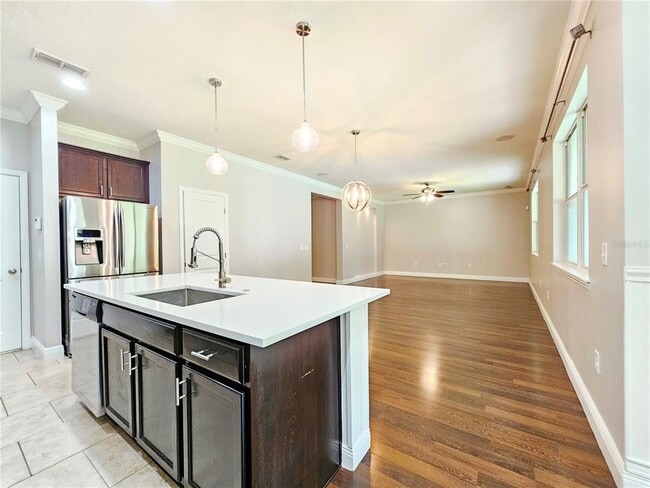 Building Photo - 11867 Verrazano Dr