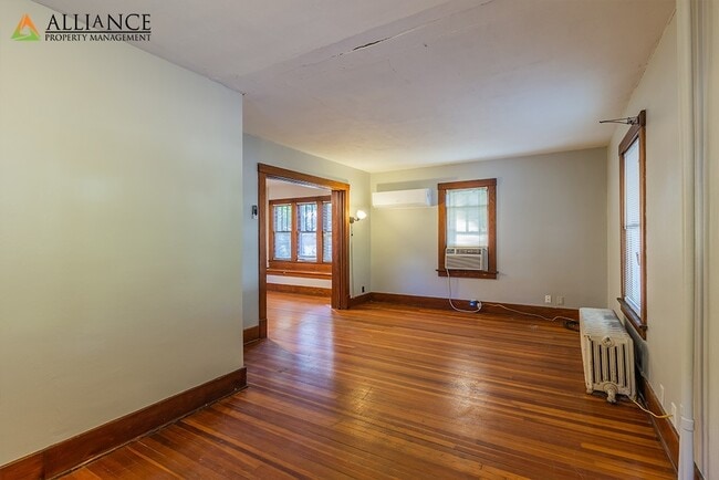 Building Photo - Fifteenth St. 344 N.