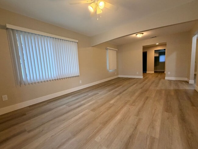 Building Photo - Charming 3-bedroom, 2-bathroom home located in the city of San Bernardino, CA.