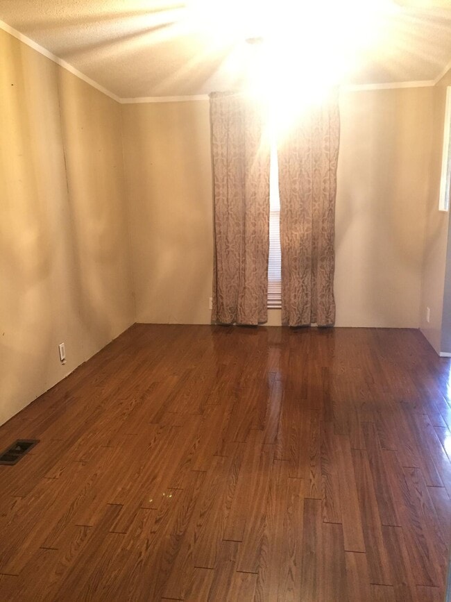 Building Photo - 8117 Delta Dr