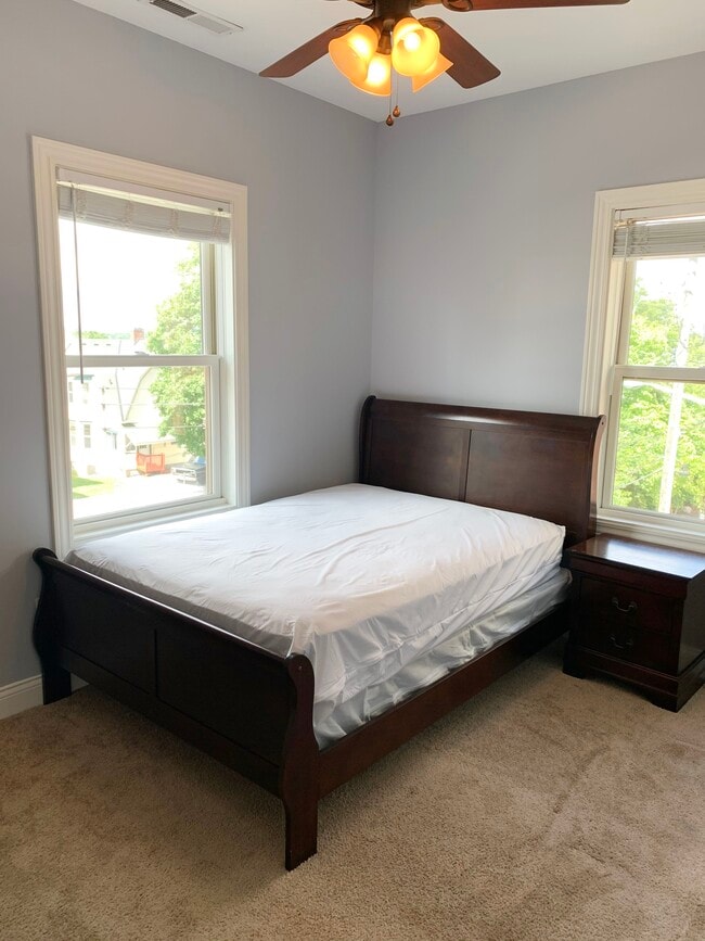 Bedroom - 112 E High St