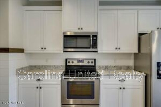 Building Photo - 1003 Glenhaven Dr