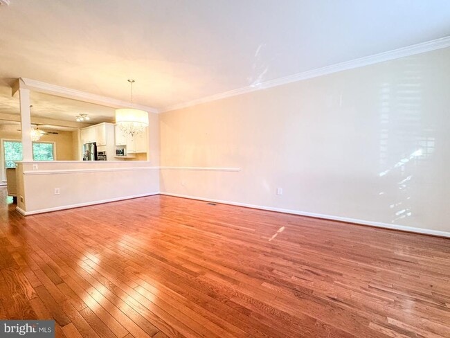Building Photo - 11742 Valley Ridge Cir