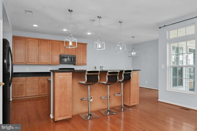 Building Photo - 2548 Port Potomac Ave