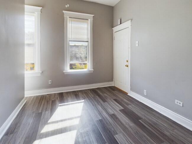 Building Photo - 8259 S Burley Ave