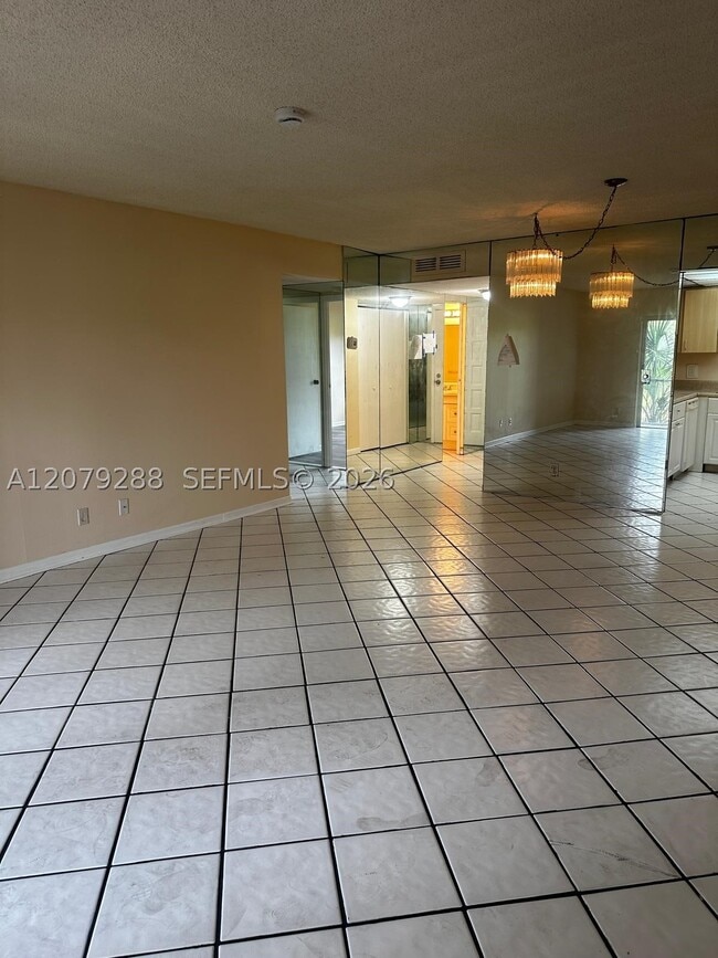 Building Photo - 6300 S Falls Cir Dr