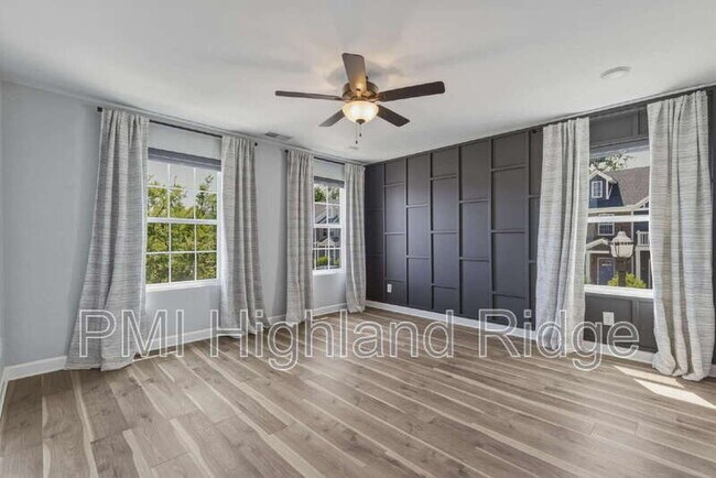 Building Photo - 6084 Ivory Ln