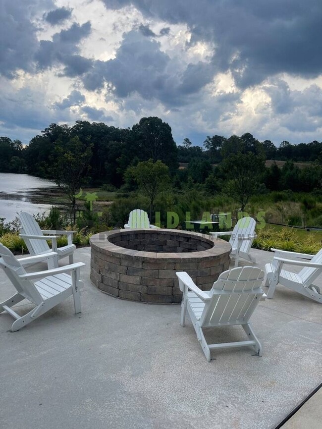 Building Photo - 1127 Eagleston Wy