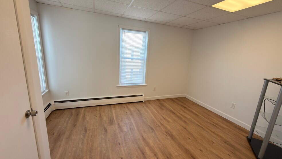 Building Photo - 29 South St