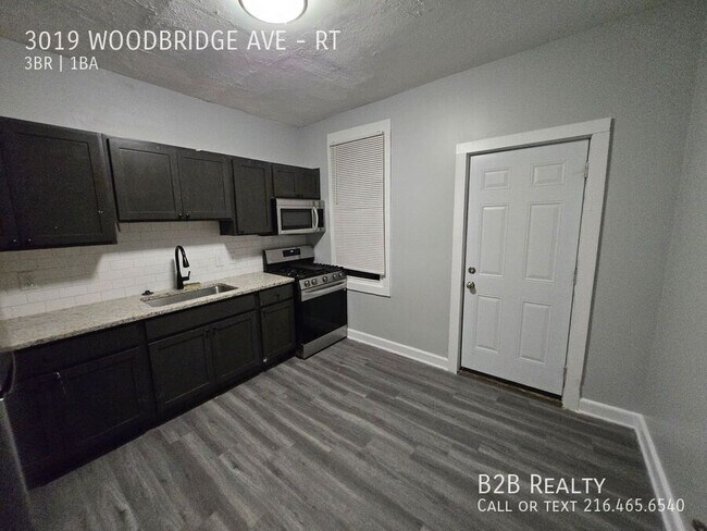 Building Photo - 3019 Woodbridge Ave