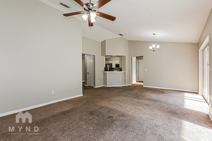 Building Photo - 8150 Tom Sawyer Dr