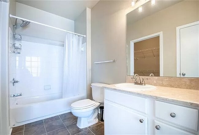 Building Photo - 4261 NE Meadow Creek Cir