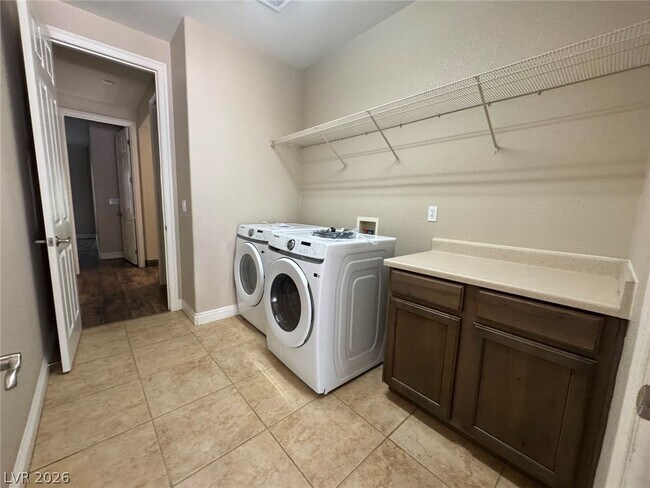 Building Photo - 12048 La Palmera Ave