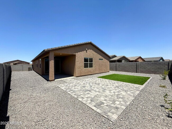 Building Photo - 4287 W Jeanette Ln