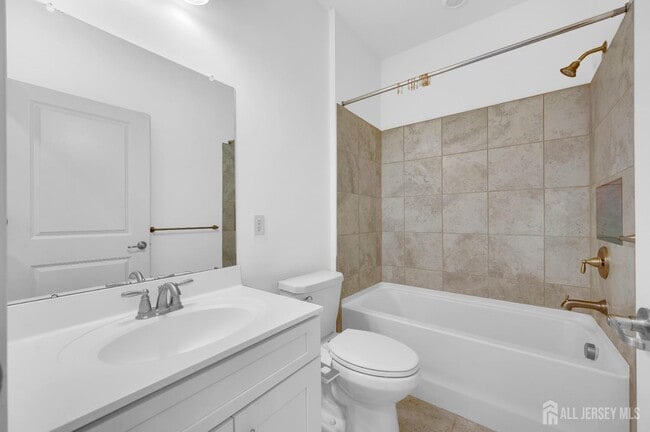 Building Photo - 617 Marion Ln