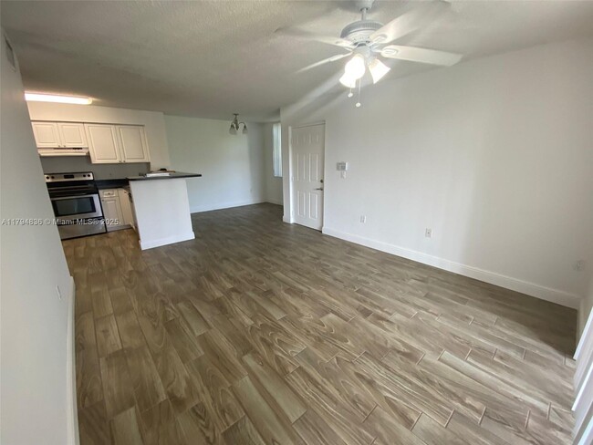Building Photo - 12148 St.Andrews Pl