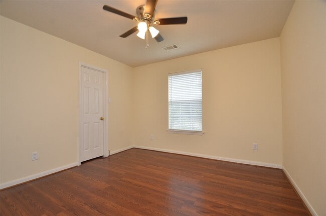 Building Photo - 1218 Irish Mist Ct