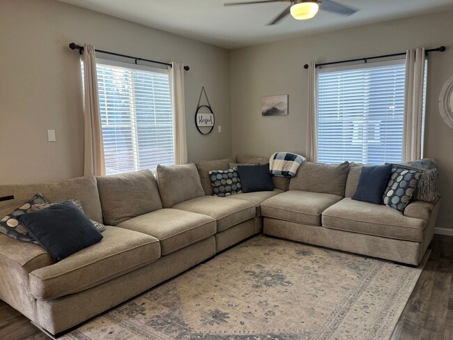 Building Photo - 4468 Prairie Rose Cir