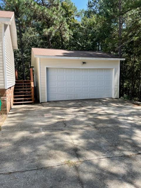 Building Photo - 1130 Ridgemont Dr