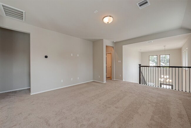 Building Photo - 32005 Towering Birch Trl