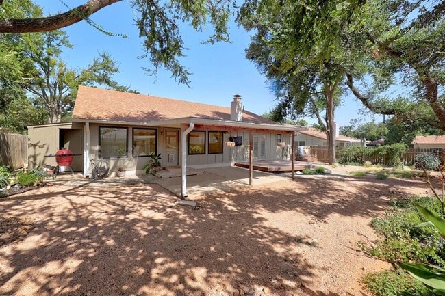 Building Photo - 10229 Missel Thrush Dr