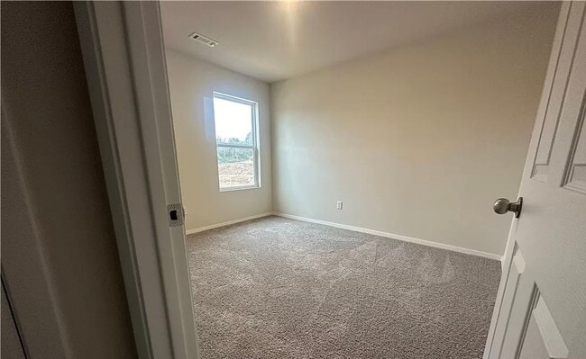 Building Photo - One Level/Four Bed/Two Bath/Two Car Garage...